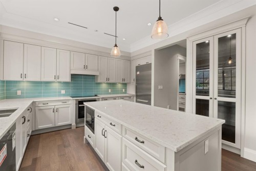 13096 24 Avenue, Surrey, BC 