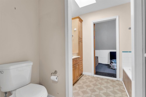 21-12172 72 Avenue, Surrey, BC 