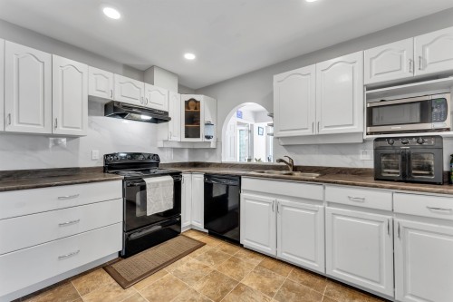 21-12172 72 Avenue, Surrey, BC 