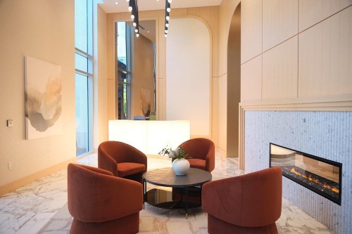 212-1342 Johnston Road, White Rock, BC 