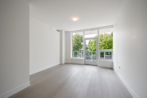 212-1342 Johnston Road, White Rock, BC 