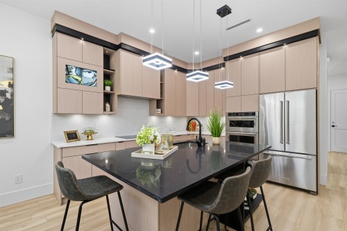 14043 80 Avenue, Surrey, BC 