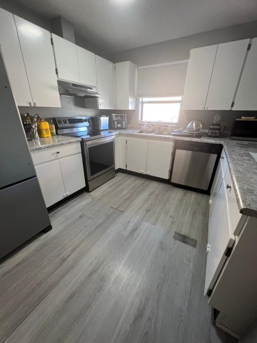 201-7131 133a Street  Surrey, BC V3W 8A1