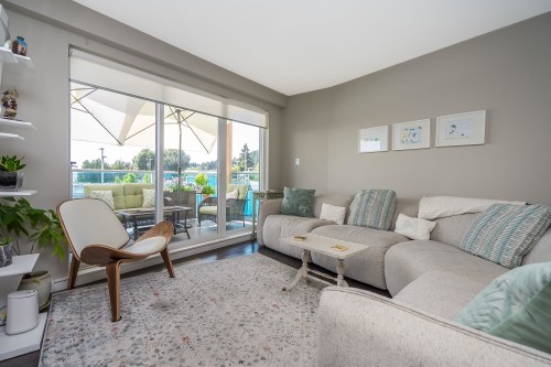 504-14955 Victoria Avenue, White Rock, BC 