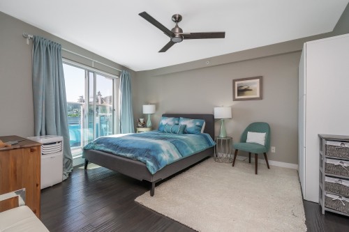 504-14955 Victoria Avenue, White Rock, BC 