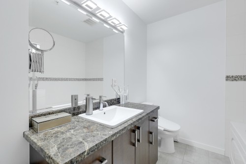 304-19830 56 Avenue, Langley, BC 