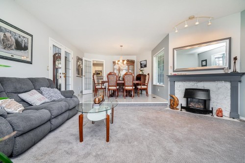 6556 Claytonhill Place, Surrey, BC 
