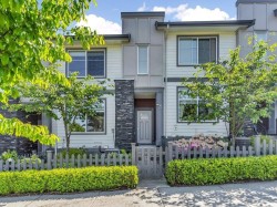 25-15633 Mountain View Drive  Surrey, BC V3Z 0W8