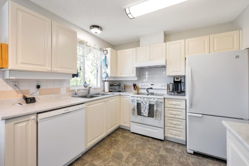 408-5646 200 Street, Langley, BC 