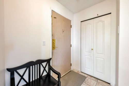 408-5646 200 Street, Langley, BC 