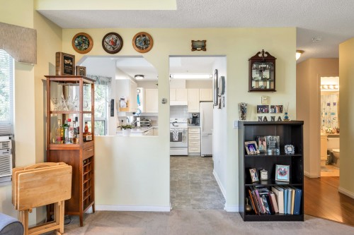 408-5646 200 Street, Langley, BC 