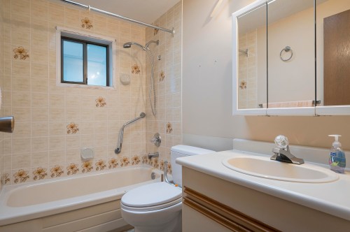 62-27111 0 Avenue, Langley, BC 