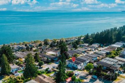 14799 Oxenham Avenue  Surrey, BC V4B 2H8