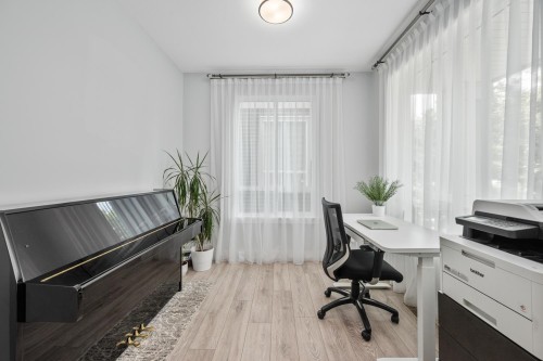 7764 204 Street, Langley, BC 