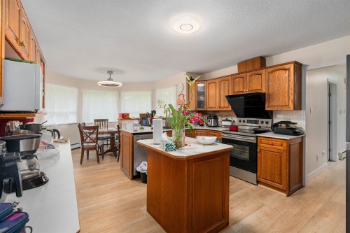 13139 14 Avenue, Surrey, BC 