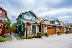 39-4750 228 Street  Langley, BC V2Z 0A9