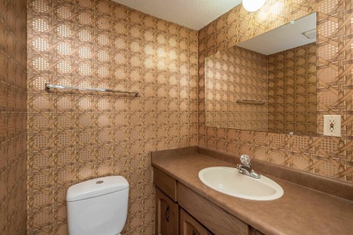 2080 156A Street, Surrey, BC 