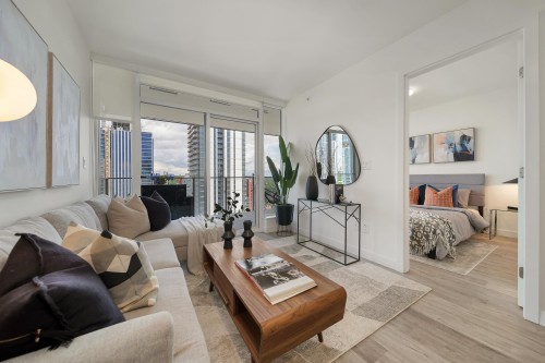 1808-9675 King George Boulevard, Surrey, BC 