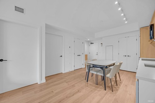 302-10448 University Drive, Surrey, BC 