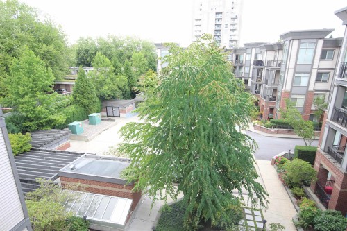 402-10455 University Drive, Surrey, BC 