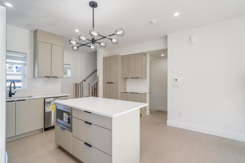 22-8335 115 Street, Delta, BC 