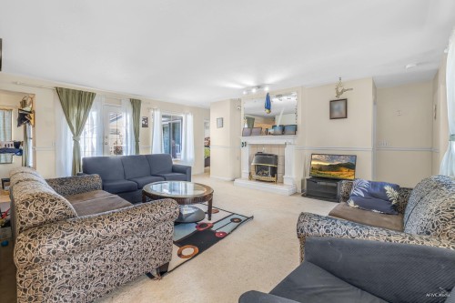 201-13725 72a Avenue  Surrey, BC V3W 0S4