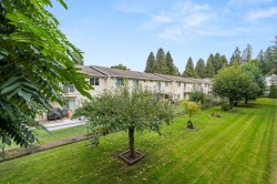 109-33233 Bourquin Crescent E Abbotsford, BC V2S 1Y2