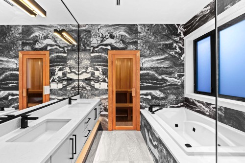 5470 240 Street, Langley, BC 