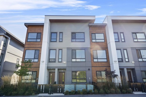 23-30530 Cardinal Avenue  Abbotsford, BC V2T 0L5