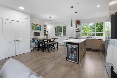 11-8137 164 Street, Surrey, BC 