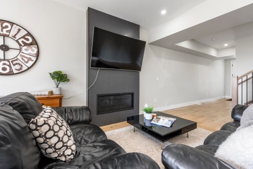 34008 Barker Court, Mission, BC 