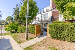 3-15989 Marine Drive  White Rock, BC V4B 1G1