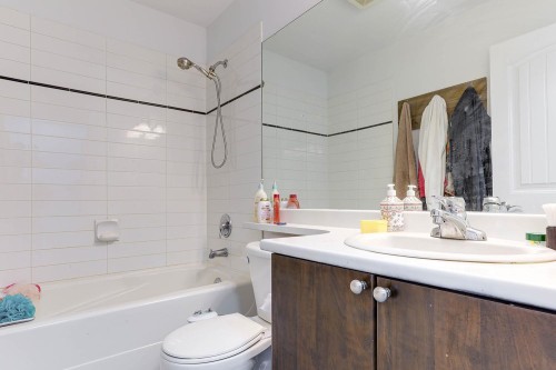 56-7518 138 Street, Surrey, BC 