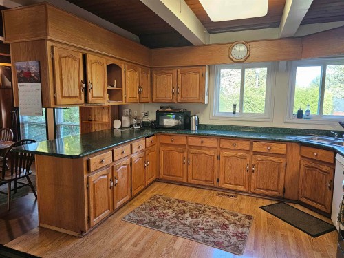 19850 48 Avenue, Langley, BC 