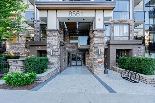 101-8561 203a Street  Langley, BC V2Y 3L7