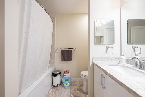 101-8561 203A Street, Langley, BC 