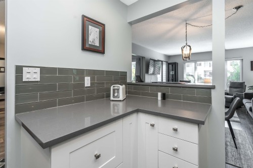 110-1355 Winter Street, White Rock, BC 