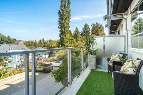 8-15918 Mountain View Drive, Surrey, BC 