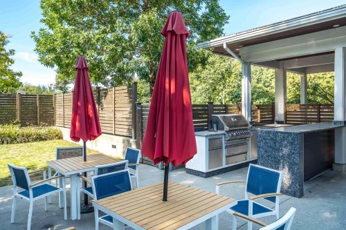 8-15918 Mountain View Drive, Surrey, BC 