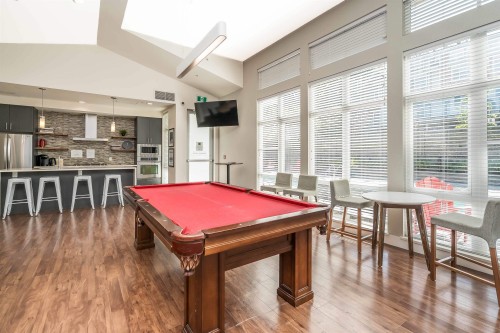 8-15918 Mountain View Drive, Surrey, BC 