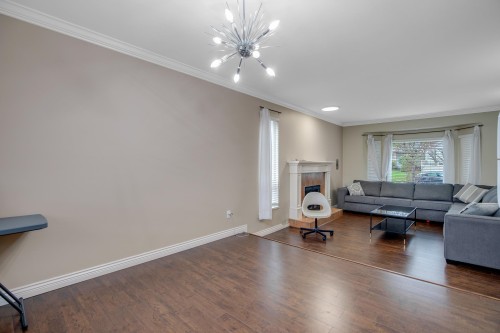 6960 143A Street, Surrey, BC 