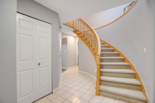 6960 143A Street, Surrey, BC 