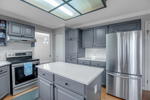 6960 143A Street, Surrey, BC 