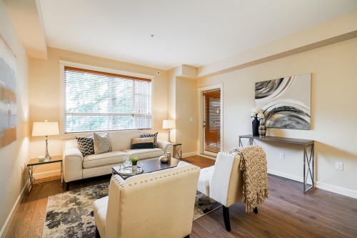 409-14588 Mcdougall Drive, Surrey, BC 