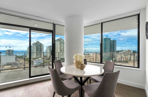 1108-1588 Johnston Road, White Rock, BC 