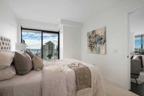 1108-1588 Johnston Road, White Rock, BC 