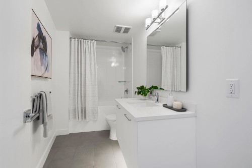 1108-1588 Johnston Road, White Rock, BC 