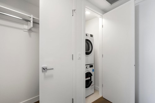 1108-1588 Johnston Road, White Rock, BC 