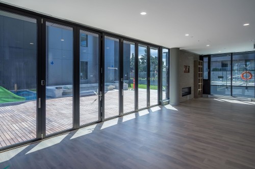 1108-1588 Johnston Road, White Rock, BC 