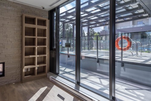 1108-1588 Johnston Road, White Rock, BC 